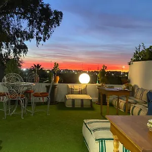 Winarouze House Affittacamere
